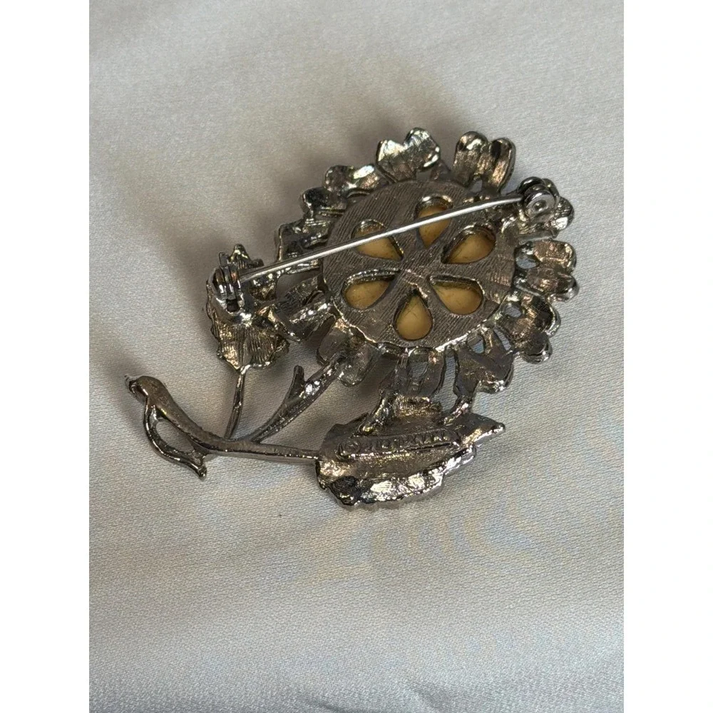 Vintage Jewelarama Silver Tone Floral Brooch Iridescent Rainbow Center Stone